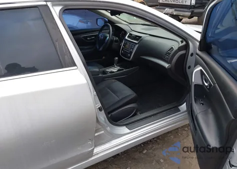 2017 Nissan Altima 2.5 S z USA, uszkodzony, nr VIN 1N4AL3AP8HN327503